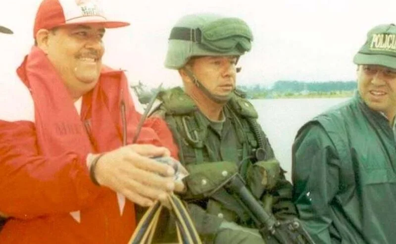 hombre marlboro a la alcaldia de maicao polmalv