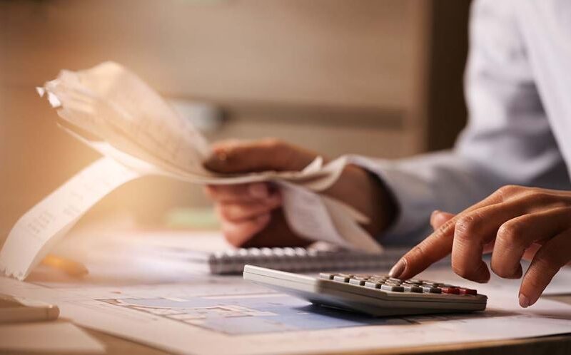 los colombianos tienen problemas para saldar sus deudas deua1