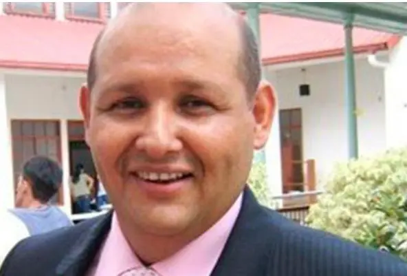 sancionan con multa de 27 millones de pesos a excontralor de pereira clps98ufjg