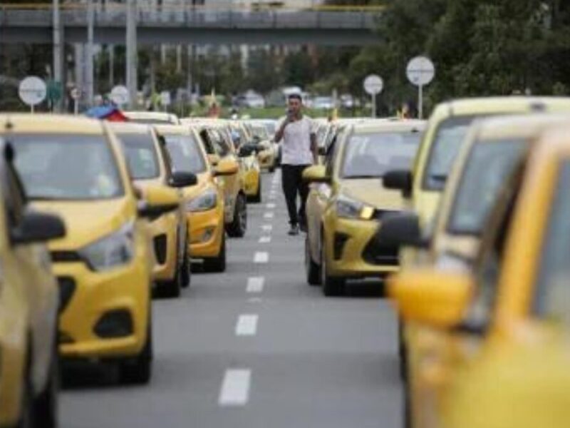 Paro de taxistas en Bogotá podría afectar entradas al aeropuerto