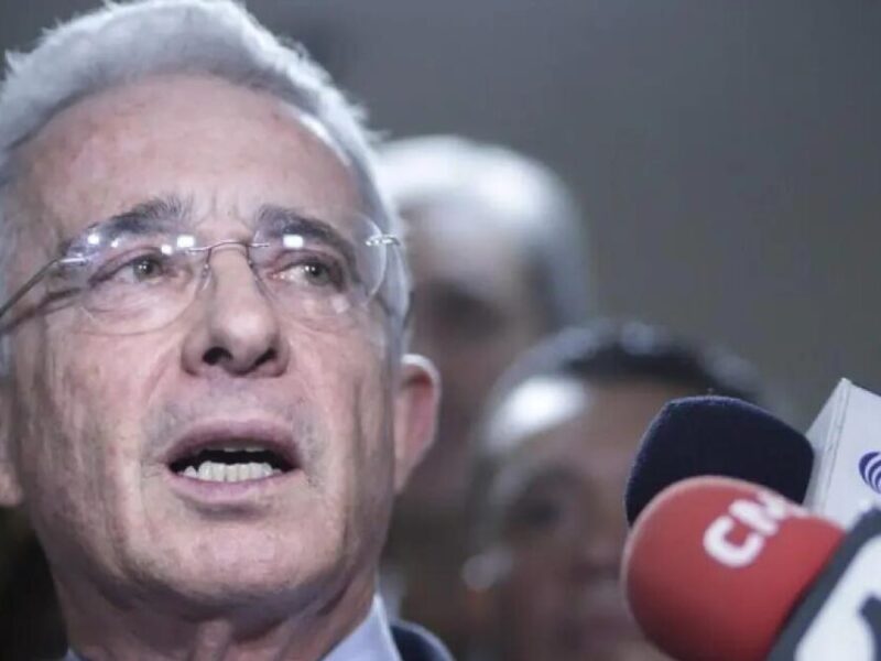Expresidente Álvaro Uribe habló antes de ir a juicio en su contra por soborno a testigos
