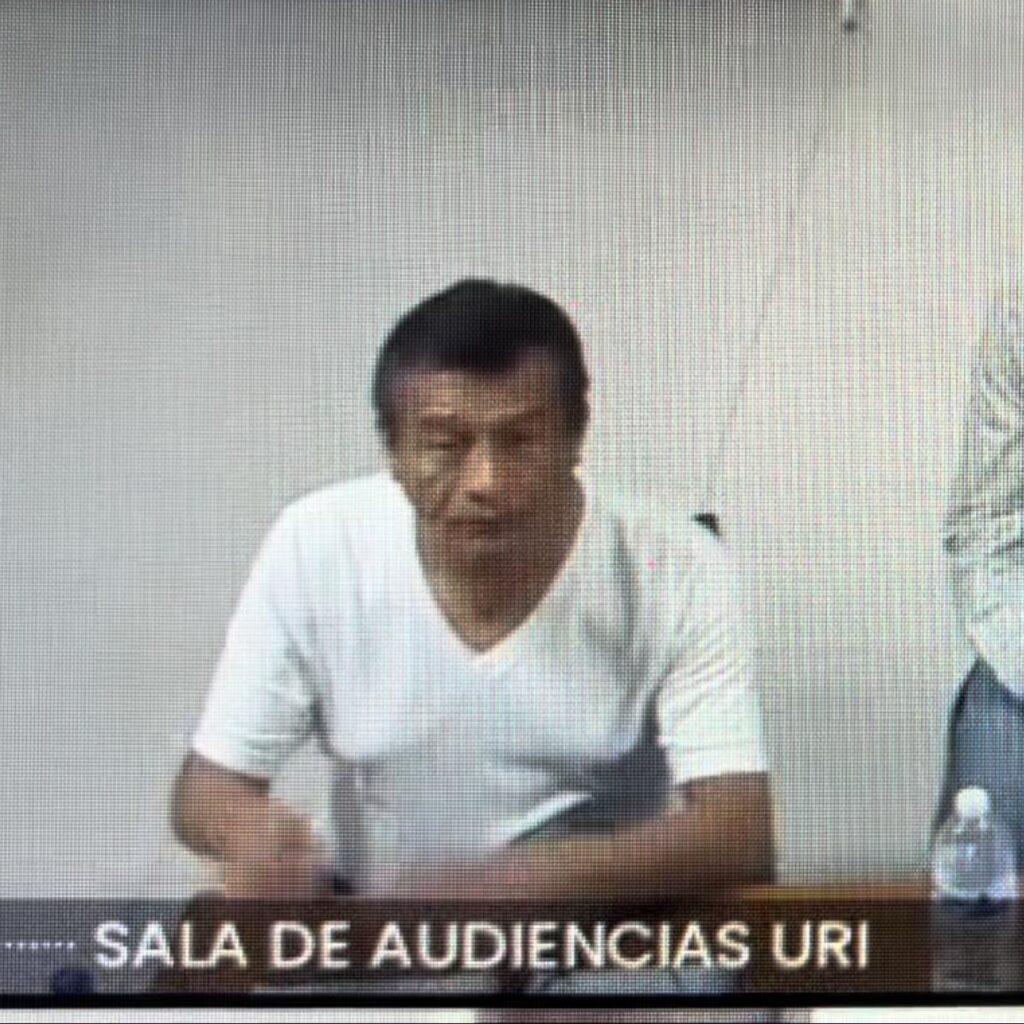 concejal carlos munoz cuando da explicaciones con los funcionarios que participaron en la obra colibries con maya whatsapp image 2024 06 25 at 5.00.56 pm