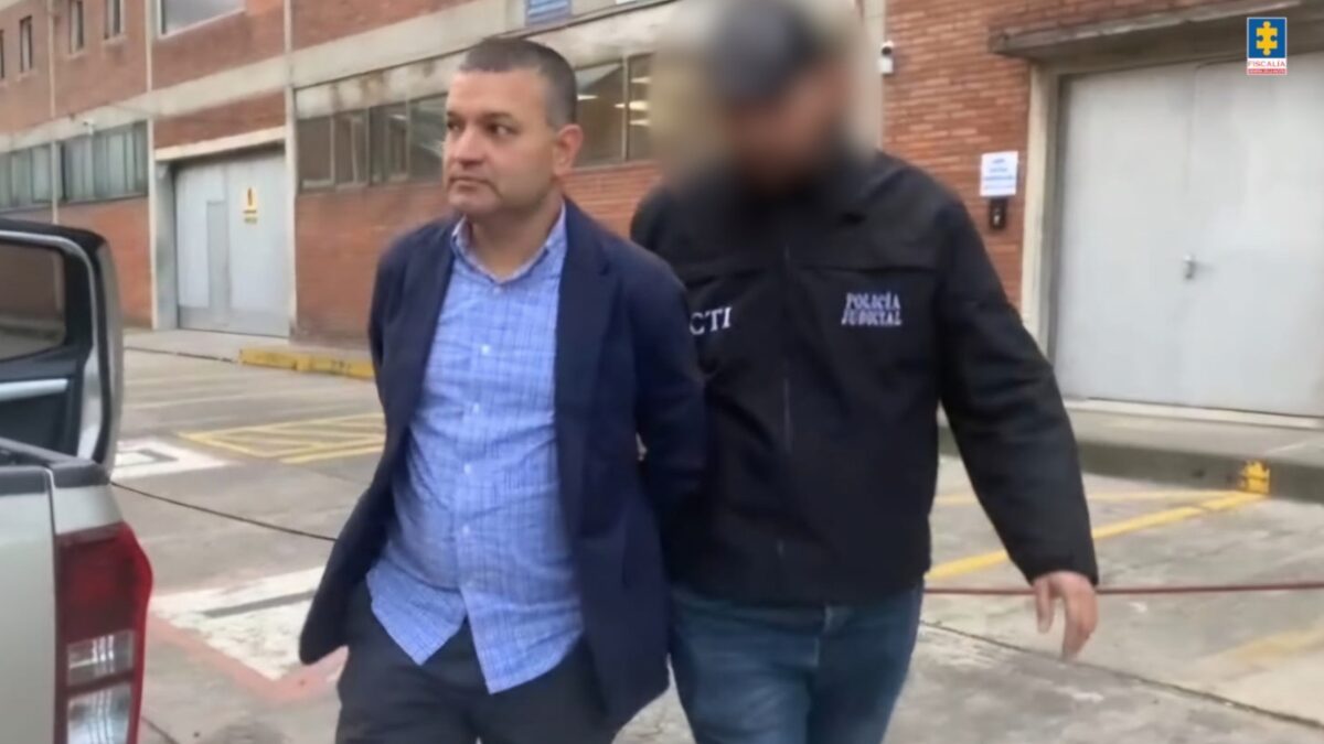 se conocen las imagenes de las capturas del exalcalde maya e implicados en el caso de presunta corrupcion en el caso de la avenida los colibries se conocen las imagenes de las capturas del exalcalde m