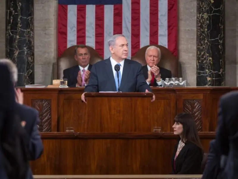  «Esta es una guerra entre barbarie y civilización»: Netanyahu recibe los aplausos del Congreso de EEUU