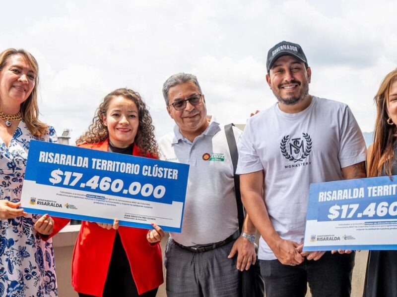 la gobernacion de risaralda hizo entrega de cheques a clusteres ganadores de la convocatoria colombia productiva copia de web 2024 08 20t173948.235