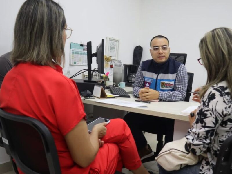 El Defensor de la Salud de Pereira trabaja con la Secretaría de Educación para ayudar a los estudiantes con discapacidad