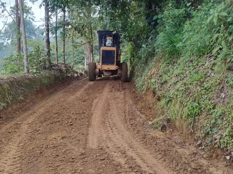 Más de 100 tramos viales rurales ya han sido intervenidos por la administración municipal de Santa Rosa de Cabal