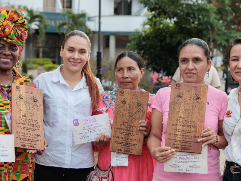 ‘Mujeres que Tejen Saberes’ resaltó el talento local y el empoderamiento femenino en Risaralda