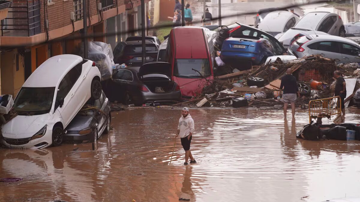 aumento cifra a 155 muertos tras fuertes inundaciones en espana aumento cifra a 155 muertos tras fuertes inundaciones en espana web 2024 10 31t155440.828