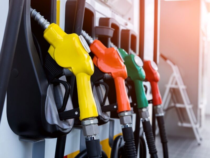 MinHacienda anuncia posibles alzas en el precio de la gasolina