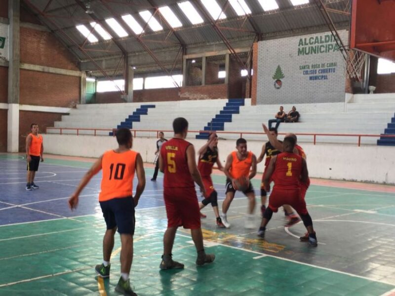 ¡El coliseo vuelve a brillar! Restauramos su techo tras el vendaval