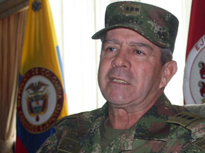 Estados Unidos prohíbe ingreso al general (r) Mario Montoya por su rol en los “falsos positivos”