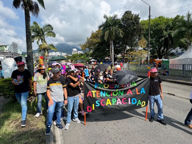 Pereira inaugura la Semana de la Discapacidad con desfile que celebra la inclusión