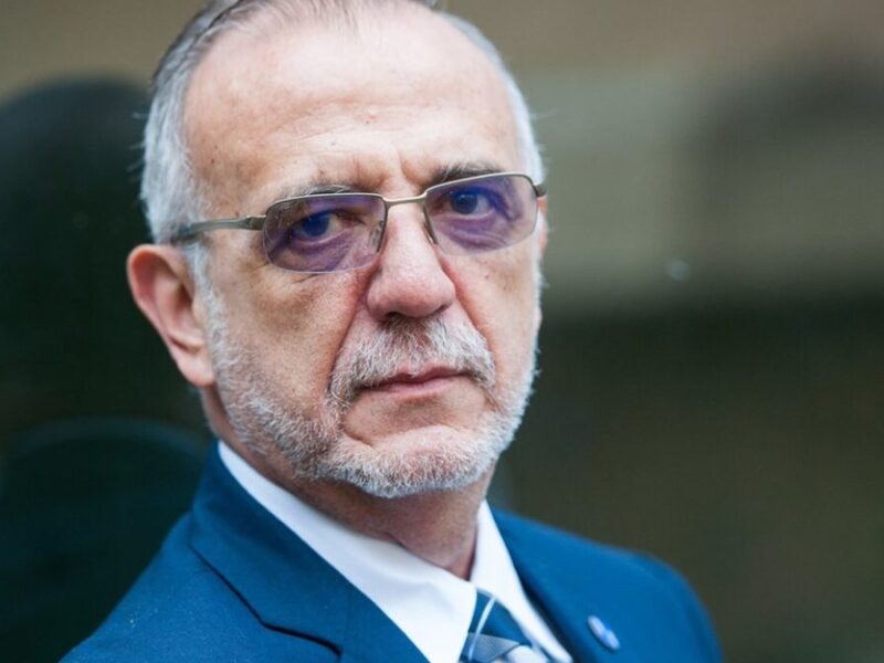 ministro de defensa ivan velasquez presenta su renuncia irrevocable al cargo ministro de defensa ivan velasquez presenta su renuncia irrevocable al cargo web 17