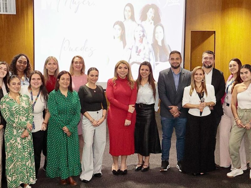 alcaldia de pereira presento a los empresarios de la ciudad su iniciativa alianza empresarial por la mujer copia de web 77