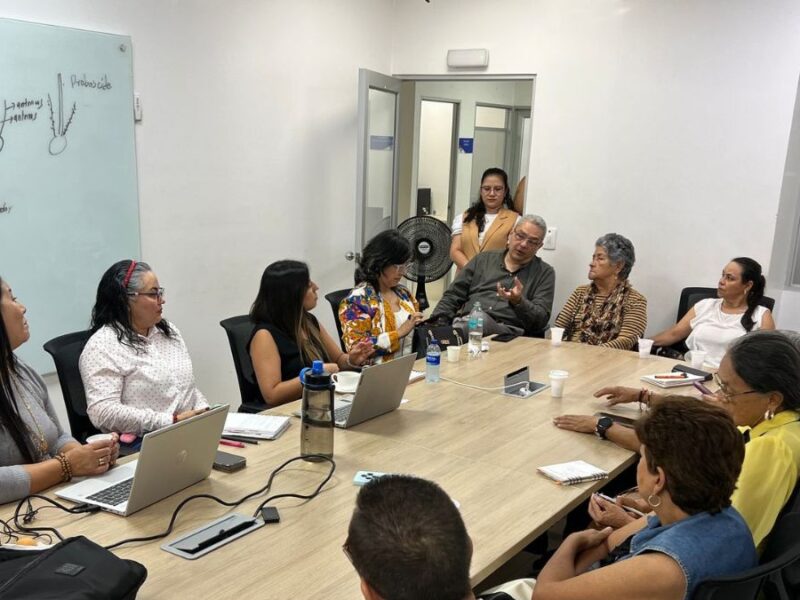 alcaldia genera espacios para agilizar entrega de medicamentos por parte de las eps copia de web 2025 03 31t191030.026