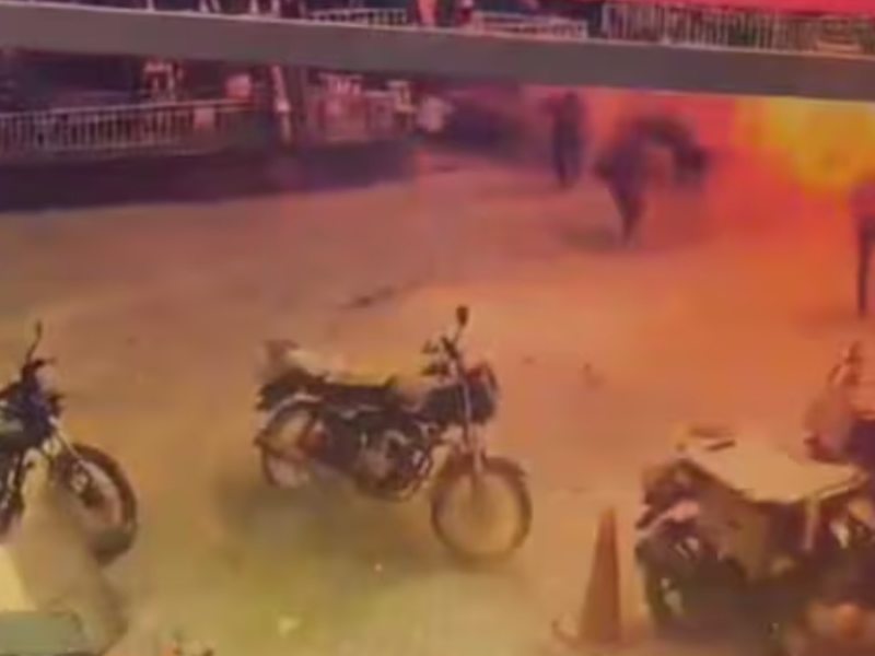 varios heridos por detonacion de moto cargada con explosivos en piendamo cauca web 2025 03 26t173944.353