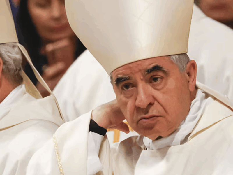 quien es angelo becciu el cardenal que el papa destituyo por fraude y exige participar en el conclave web 2025 04 24t165739.215