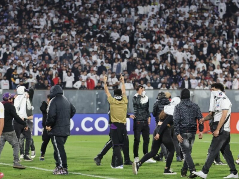 tragedia en el estadio monumental dos muertos en estampida antes del partido colo colo vs fortaleza copia de web 2025 04 11t104952.426