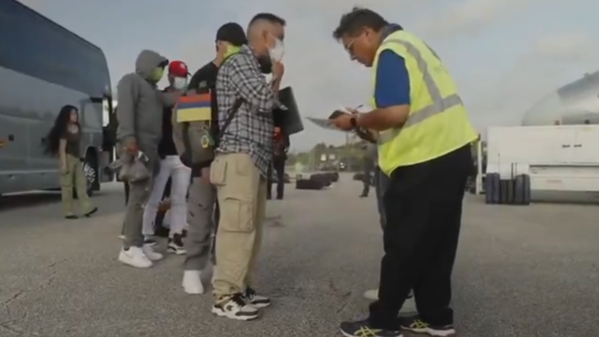 colombia recibe a los primeros autodeportados desde ee uu web 2025 05 20t161250.001