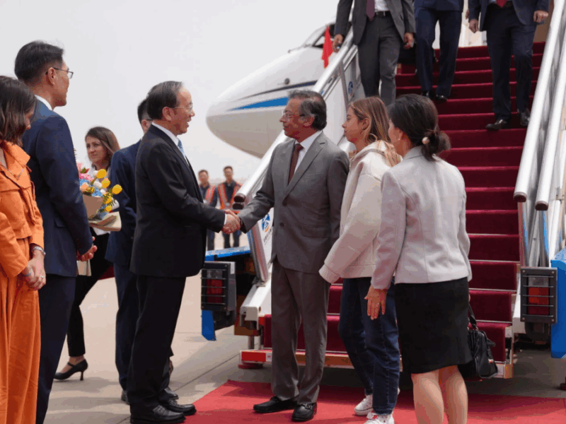 colombia se suma a la franja y la ruta petro firma carta de intencion en su visita oficial a china web 2025 05 12t093204.866