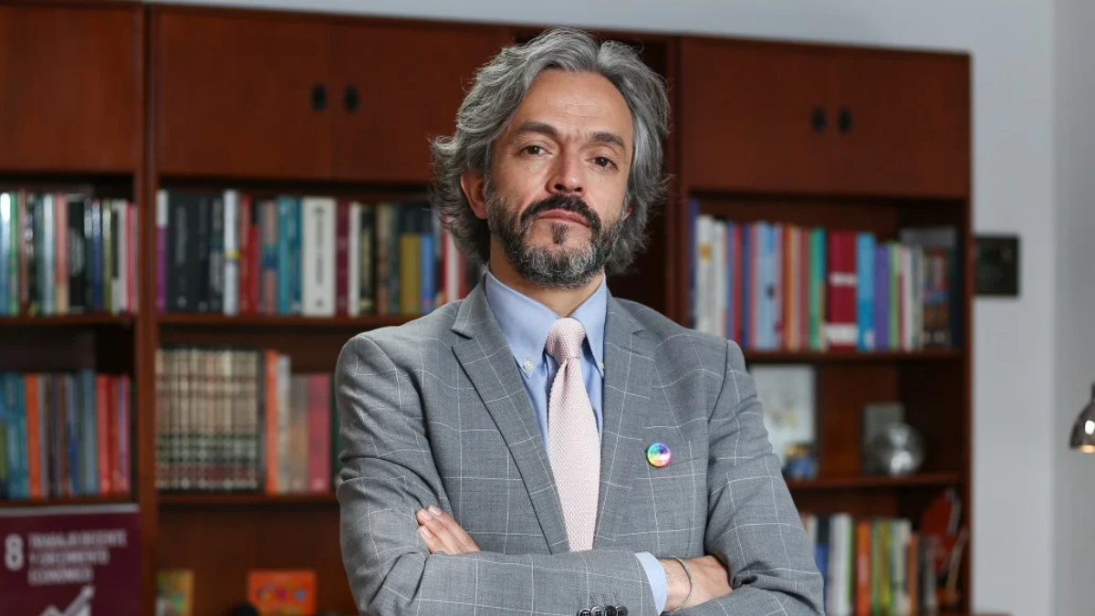 juan daniel oviedo renuncia al concejo de bogota para lanzarse a la presidencia en 2026 web 2