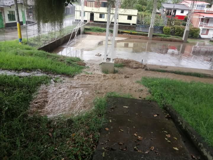 Se inunda Guática ¿tiraron 385 millones a la alcantarilla? 8 se inunda guatica tiraron 385 millones a la alcantarilla whatsapp image 2025 05 19 at 5.48.14 pm 1
