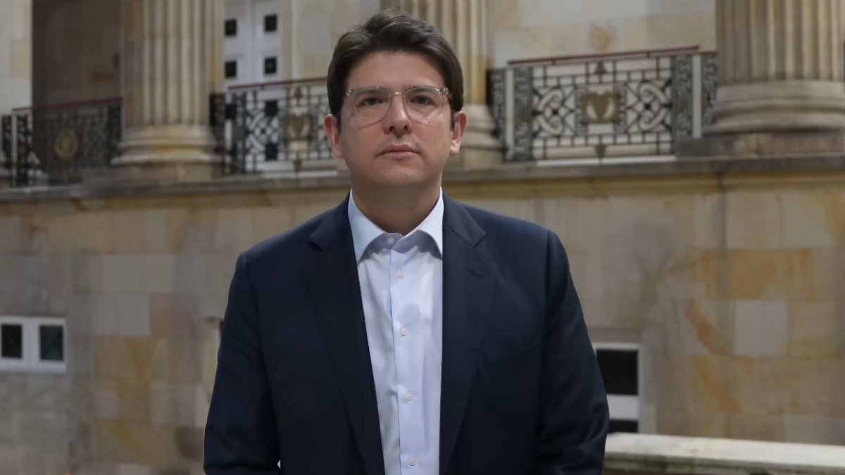cuarto parte medico miguel uribe turbay permanece en estado critico bajo cuidados intensivos web 27