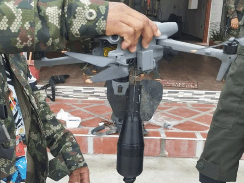 Drones con explosivos aterrorizan a Morales y Santander de Quilichao: recrudece ofensiva de disidencias de las Farc