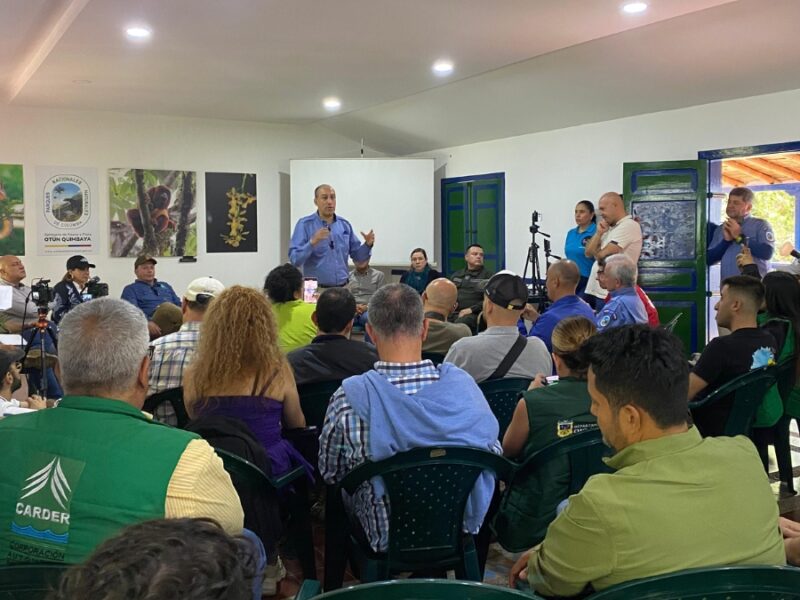 el director de la carder participa en el lanzamiento del 65 o aniversario de parques nacionales naturales de colombia copia de web 2025 06 04t113438.548