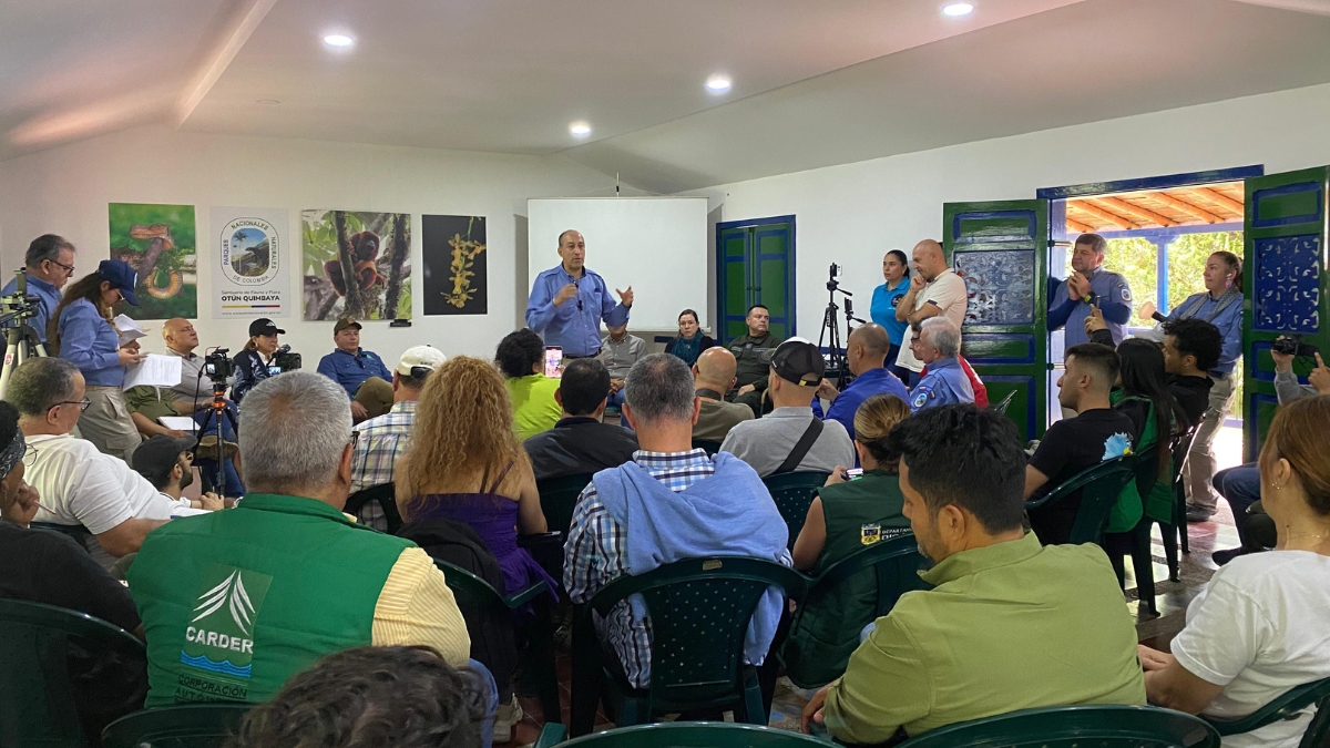 el director de la carder participa en el lanzamiento del 65 o aniversario de parques nacionales naturales de colombia copia de web 2025 06 04t113438.548