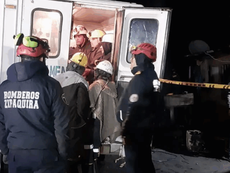 Avanza búsqueda de mineros atrapados en mina de carbón en Zipaquirá