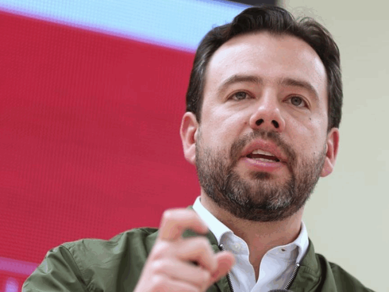 Hallan fotos del alcalde Galán en celular del sicario que atacó a Miguel Uribe