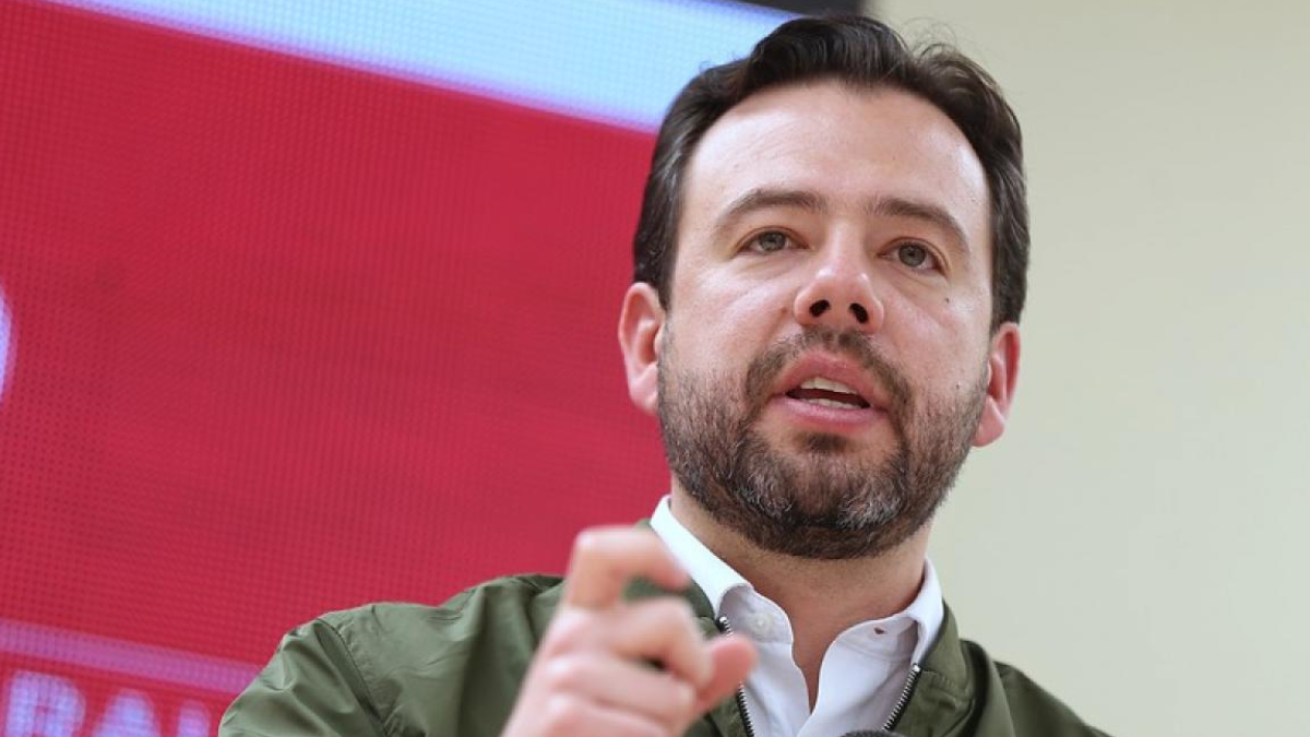 hallan fotos del alcalde galan en celular del sicario que ataco a miguel uribe web 68