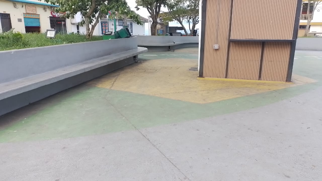 Parque de Guática: un negocio turbio, casetas pagan arriendo y no las usan, alcalde en el ojo del huracán 8 parque de guatica un negocio turbio casetas pagan arriendo y no las usan alcalde en el ojo del huracan whatsapp image 2025 06 18 at 6.05.58 pm 1