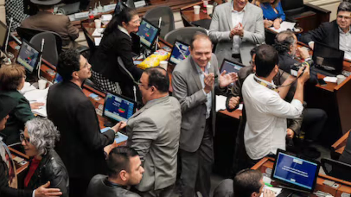 senado aprueba reforma laboral con todas las exigencias de petro web 63