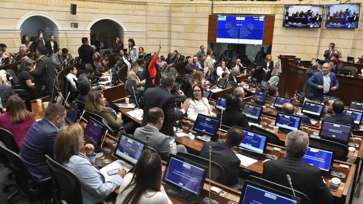 senado rechaza consulta popular 2 0 propuesta por el gobierno web 20250618 084340 0000