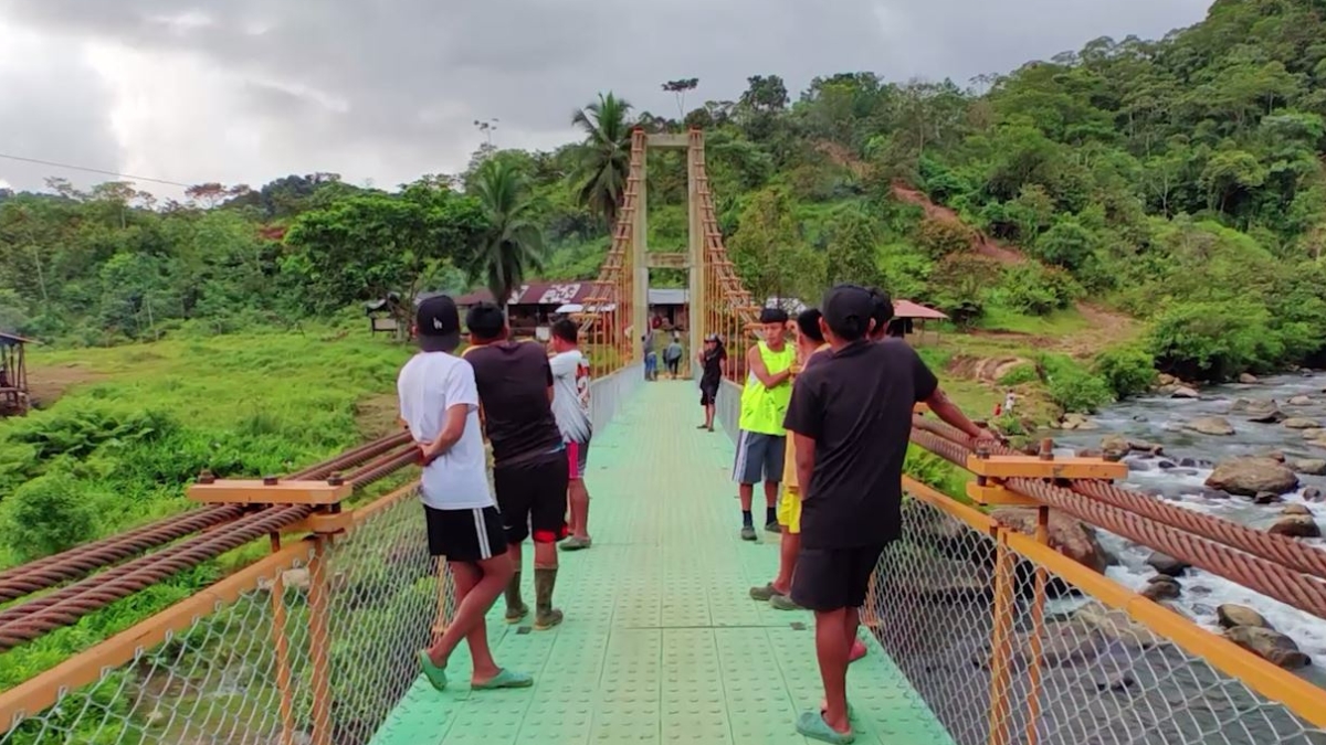 visita a pueblo rico risaralda con funcionarios de la ungrd puentes peatonales copia de web 2025 06 03t231350.353