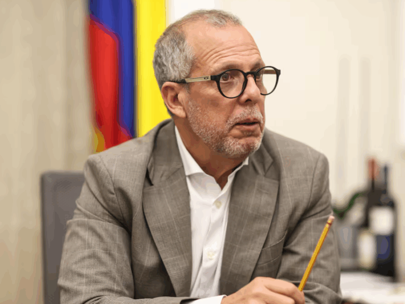 procuraduria intento suspender a alfredo saade por lio de pasaportes pero el dirigente evito la sancion web 18