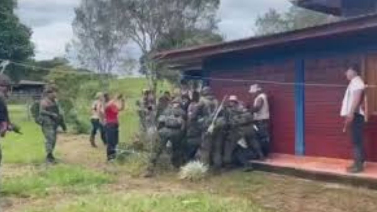 comunidad intento impedir la captura de un cabecilla de las disidencias en el meta web 4