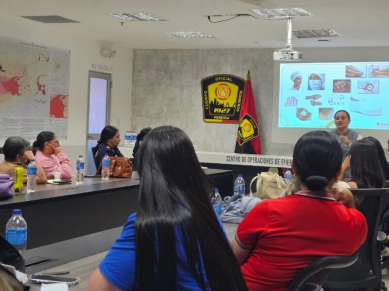 preparadas para expobomberos mas de 20 mujeres se capacitaron en manipulacion de alimentos copia de web 2025 09 24t162958.794