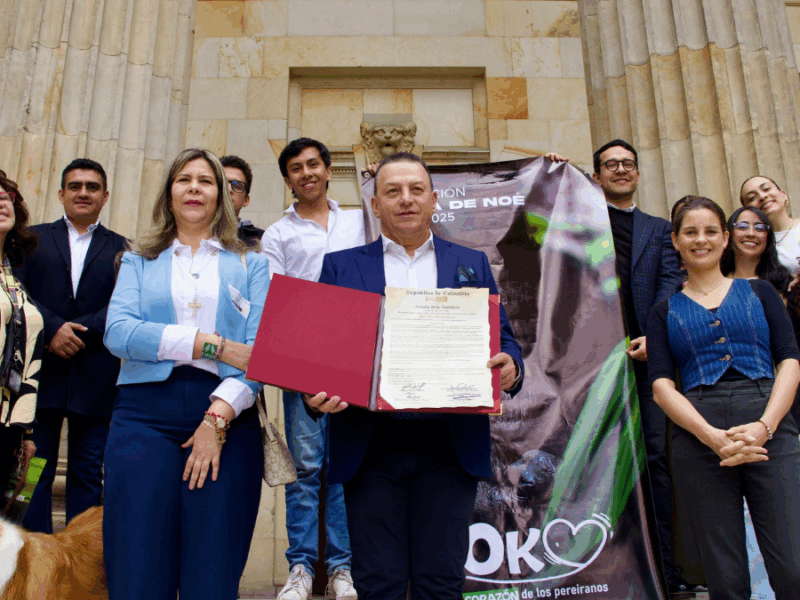 reconocimiento del congreso de la republica al director de la carder julio cesar gomez salazar web 83