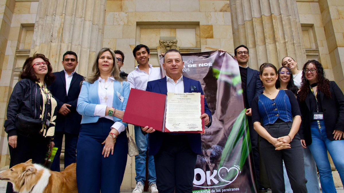 Reconocimiento del Congreso de la República al director de la Carder Julio César Gómez Salazar 1 reconocimiento del congreso de la republica al director de la carder julio cesar gomez salazar web 83