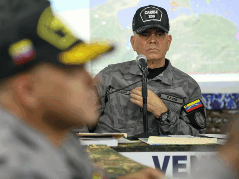 venezuela realiza maniobras militares en isla del caribe ante tensiones con ee uu web 46