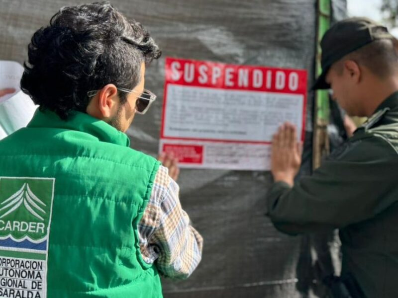 La Carder suspendió la intervención a los recursos naturales en predio de Pereira que estarían adecuando para la construcción de una vivienda en condición de informalidad. 3 La Carder suspendió la intervención a los recursos naturales en predio de Pereira que estarían adecuando para la construcción de una vivienda en condición de informalidad.