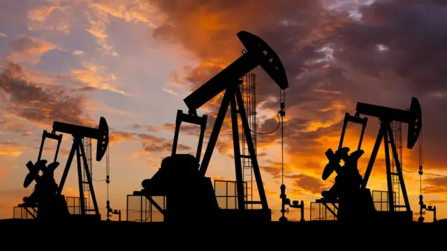 _128551455_gettyimages-1427900101.jpg el g7 intensifica la presion sobre paises que compran petroleo ruso 128551455 gettyimages 1427900101.jpg