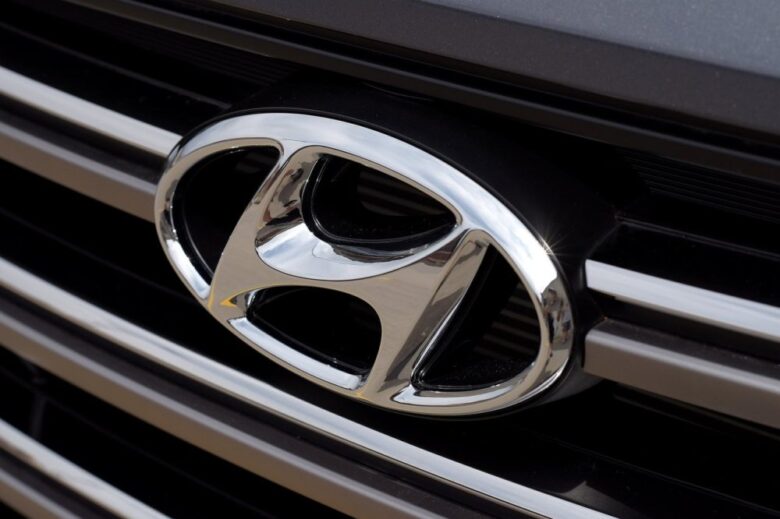 hyundai eleva su apuesta 18 nuevos modelos hibridos y electricos para 2030 impulsaran su revolucion verde significado logotipo hyundai 1