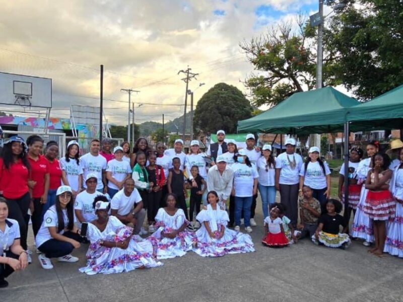 Los Callejones de la Montaña ¡Villa Santana se transforma! recibió la certificación como destino de paz: arte, comunidad y turismo 6 Los Callejones de la Montaña ¡Villa Santana se transforma! recibió la certificación como destino de paz: arte, comunidad y turismo