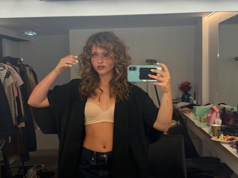 nicole wallace habla sin filtros sobre el exito y los desafios de la industria del cine nicole