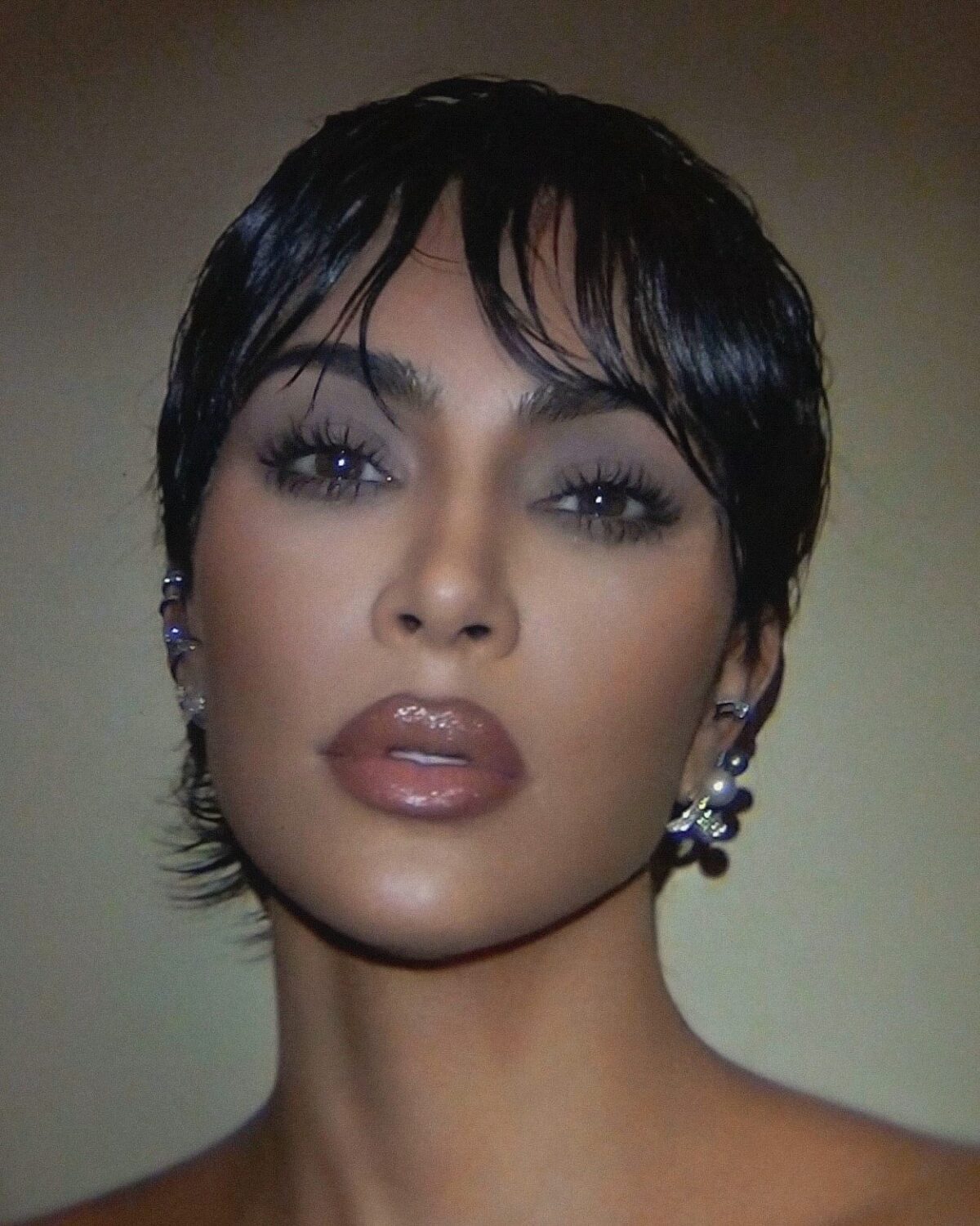 sin rostro y joyas kim kardashian kim kar 1